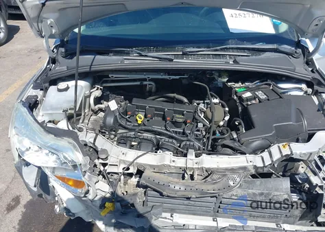 2014 Ford Focus Se z USA, uszkodzony, nr VIN 1FADP3K27EL139356